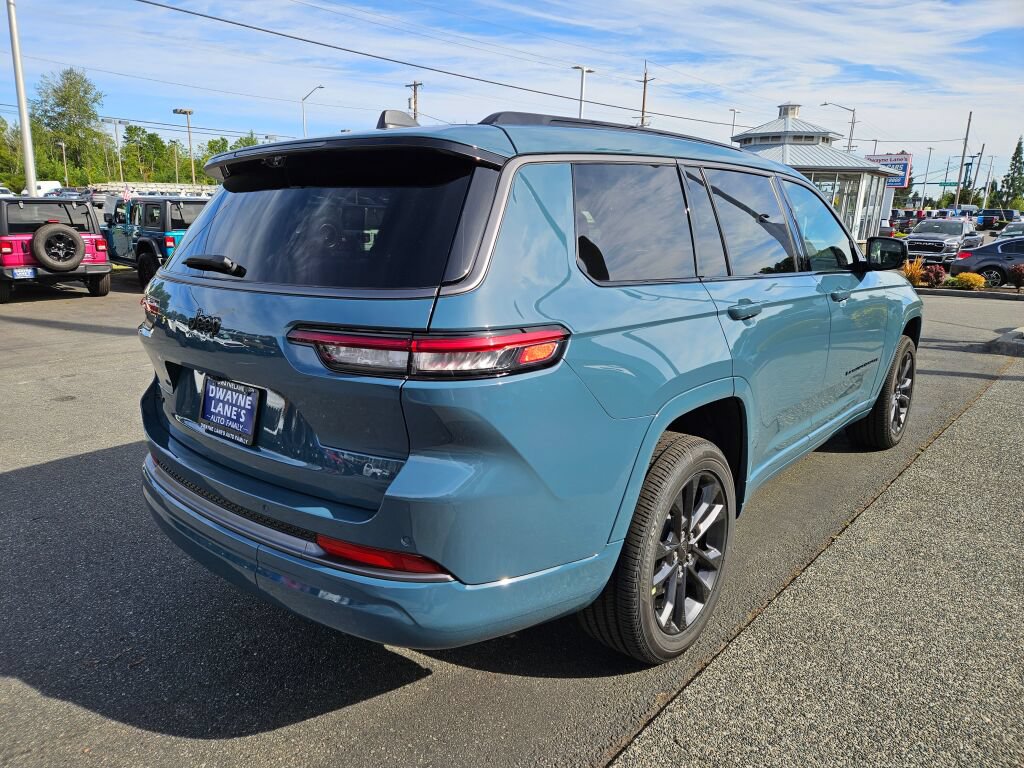 New 2026 Jeep Grand Cherokee L Limited AWD/4WD image 5