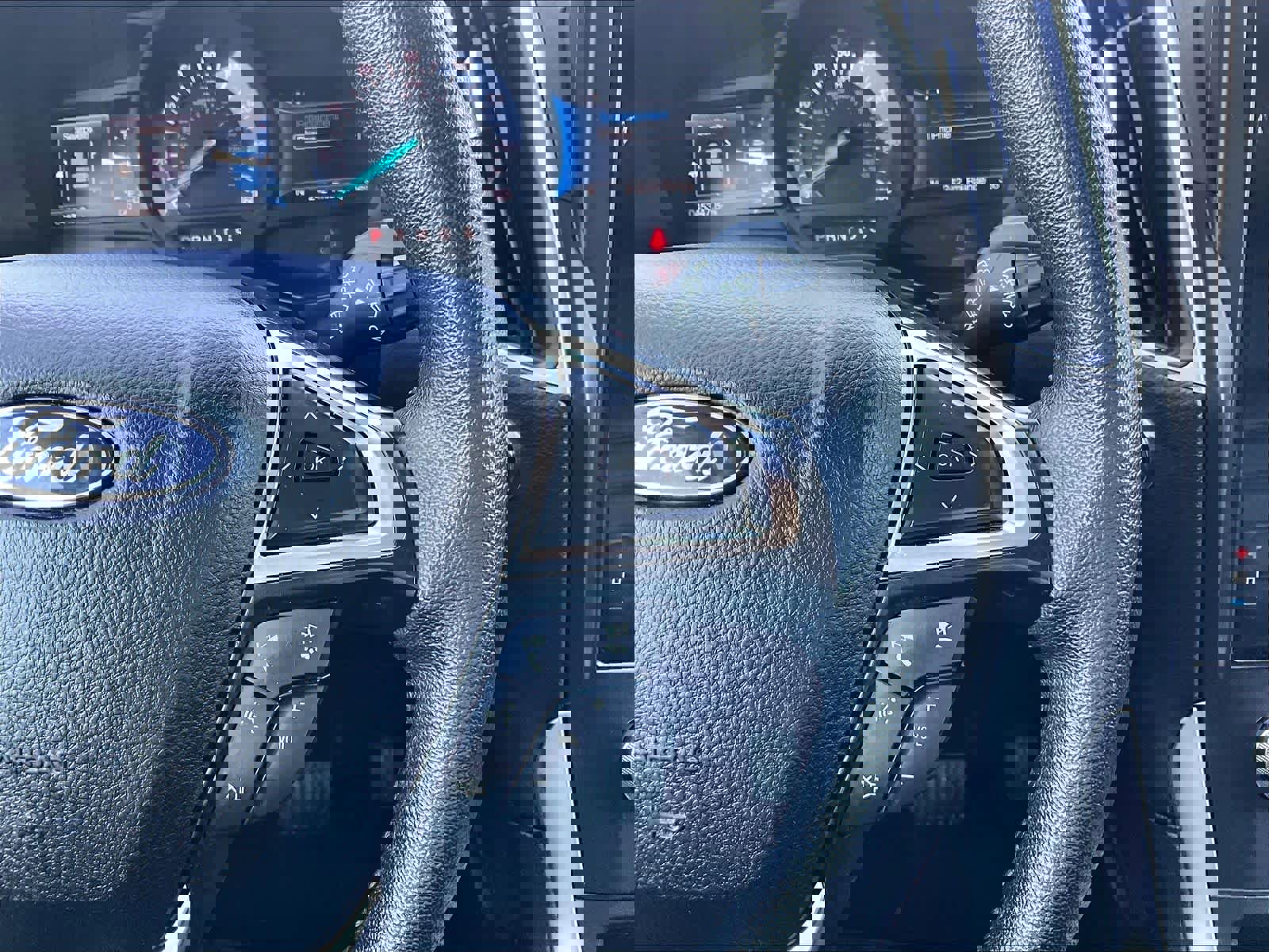 Used 2024 Ford Edge SEL image 24