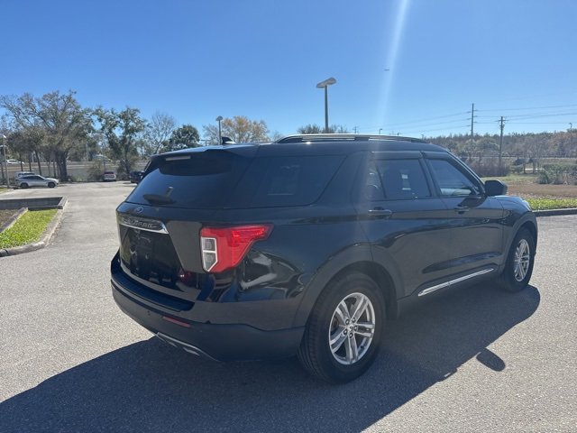 Certified 2022 Ford Explorer XLT w/ Equipment Group 202A image 5