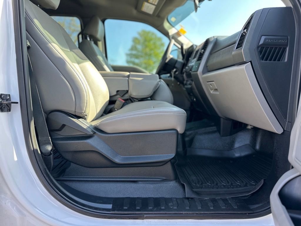 Used 2021 Ford F250 XL w/ Power Equipment Group image 23