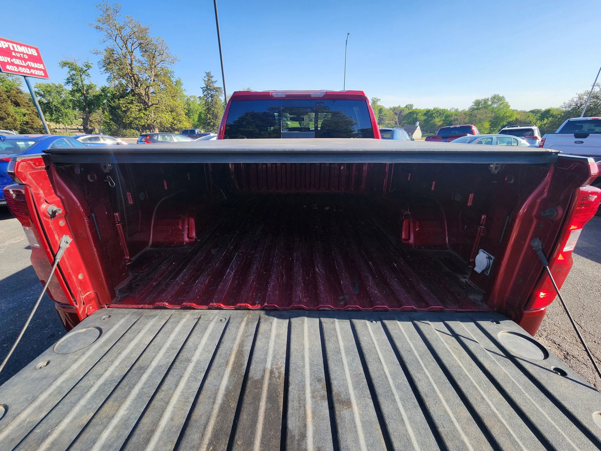 Used 2021 Chevrolet Silverado 1500 LT w/ Convenience Package II AWD/4WD image 22