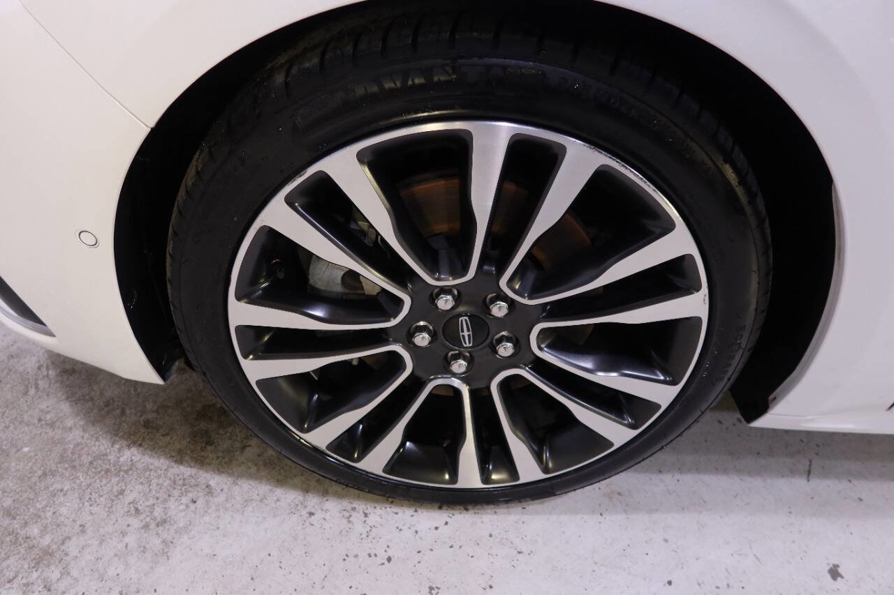 Used 2020 Lincoln Continental Reserve w/ Luxury Package image 10