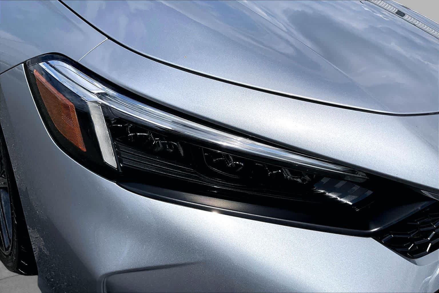 Used 2025 Honda Civic Sport image 28