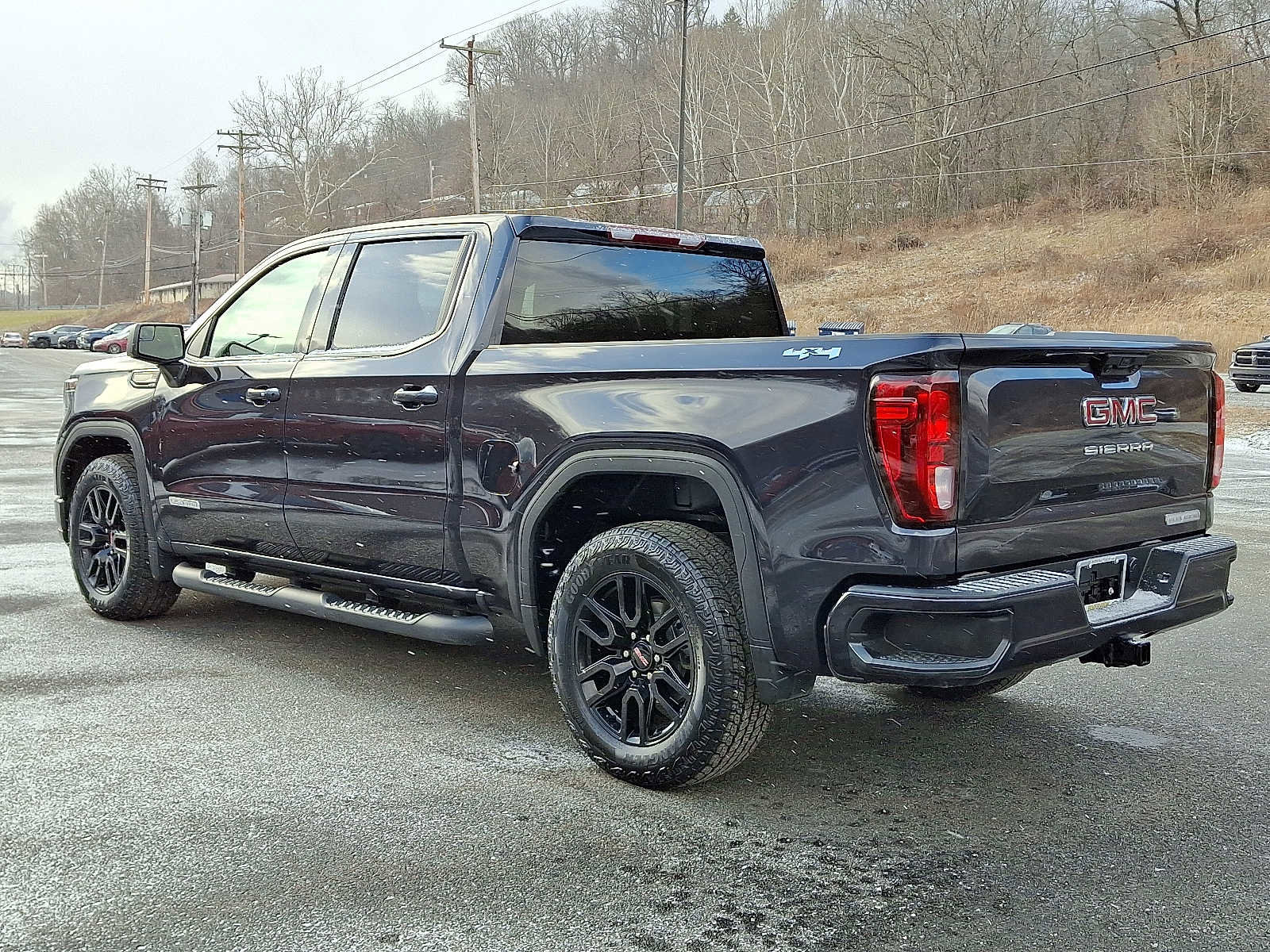 Used 2023 GMC Sierra 1500 Elevation image 5
