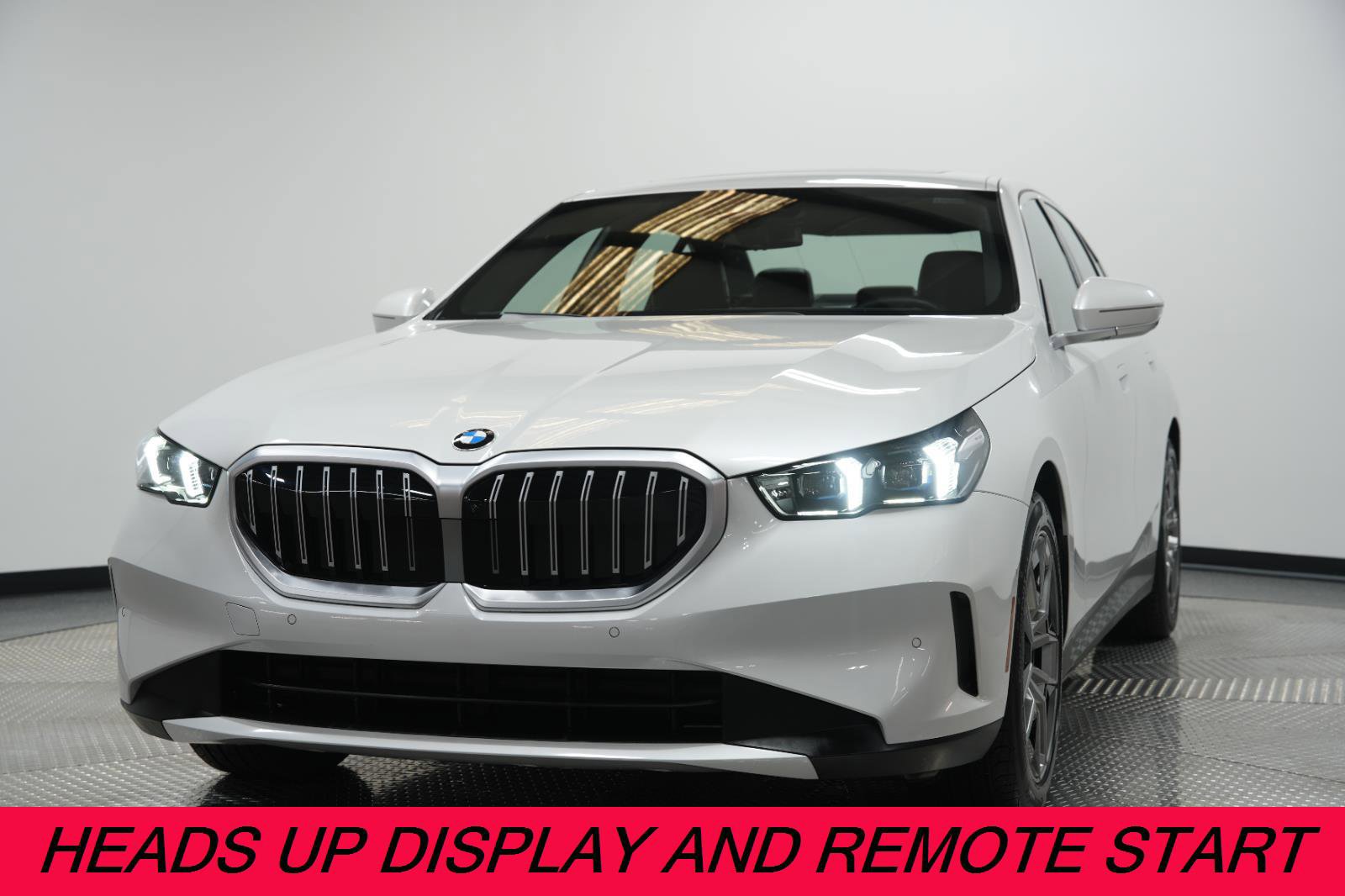 Used 2026 BMW 530i xDrive w/ Premium Package image 3