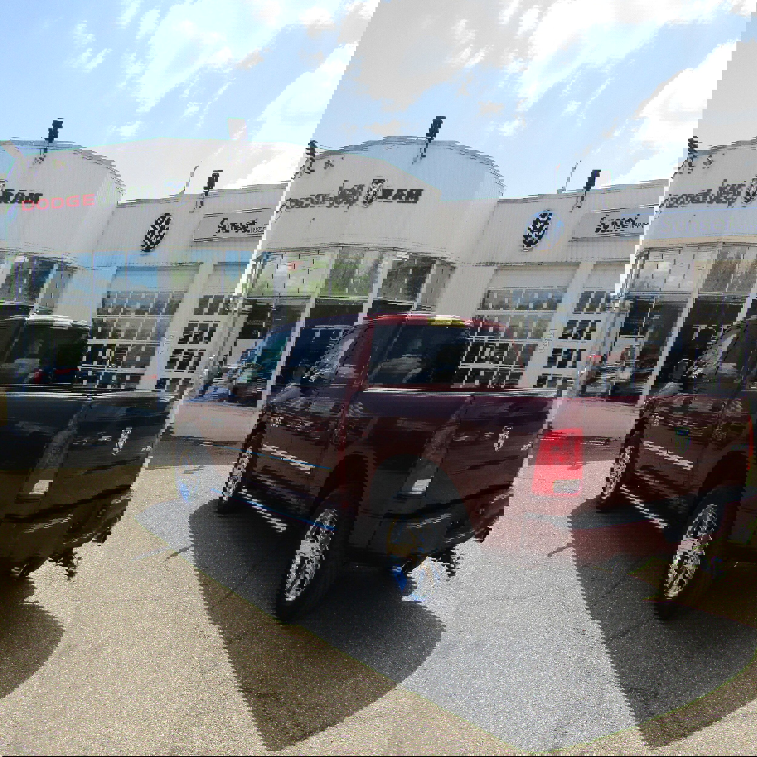 Used 2016 RAM 1500 Express image 2