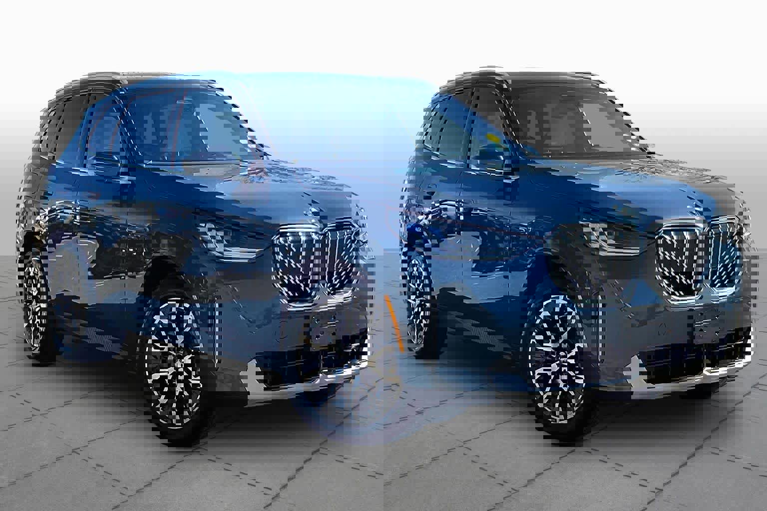 Used 2026 BMW X3 xDrive30 w/ Convenience Package image 2