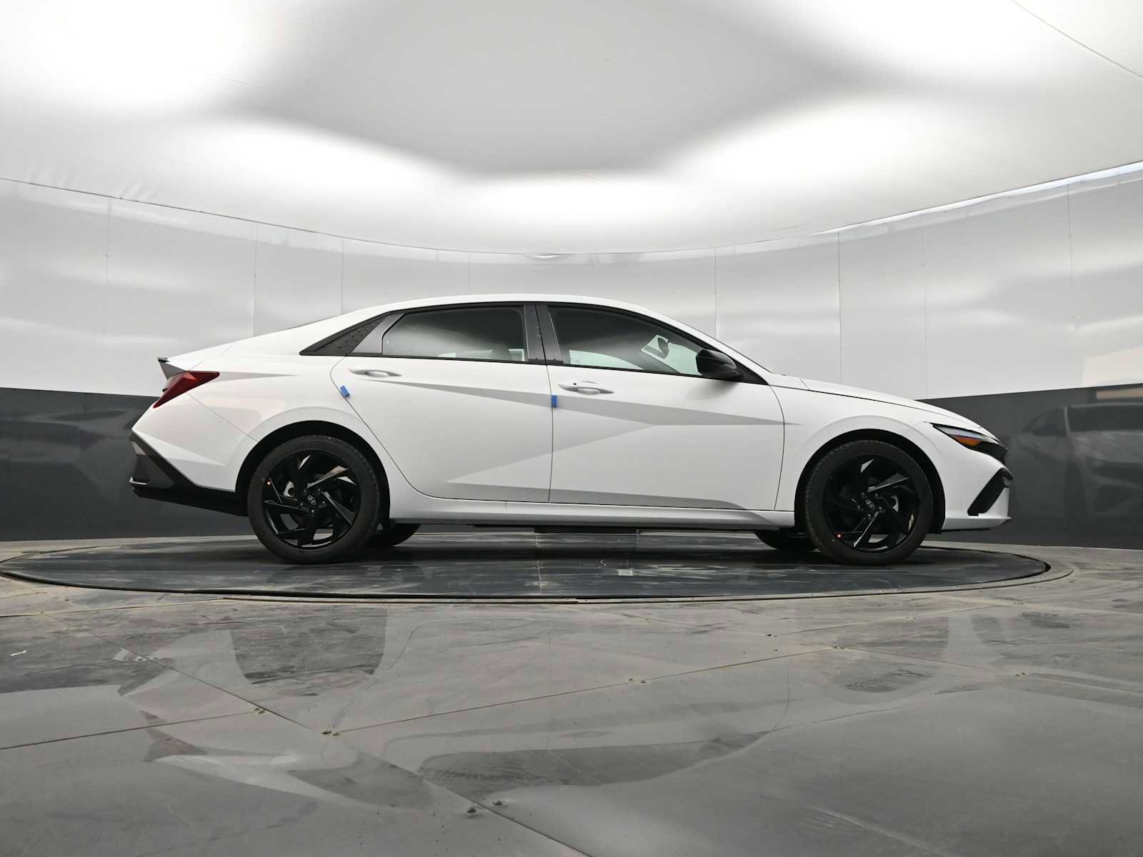 New 2026 Hyundai Elantra Sport image 37