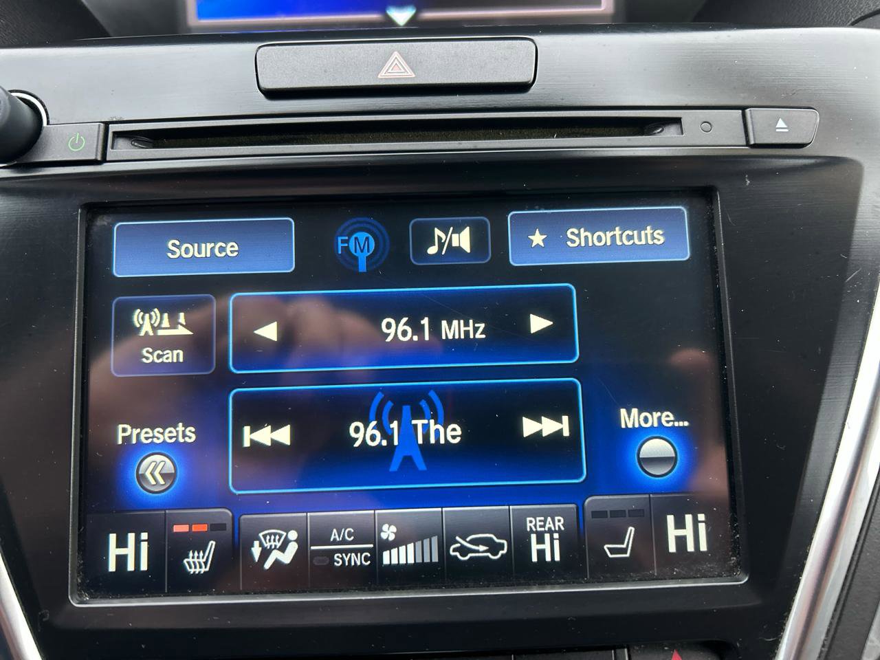 Used 2017 Acura MDX SH-AWD image 14