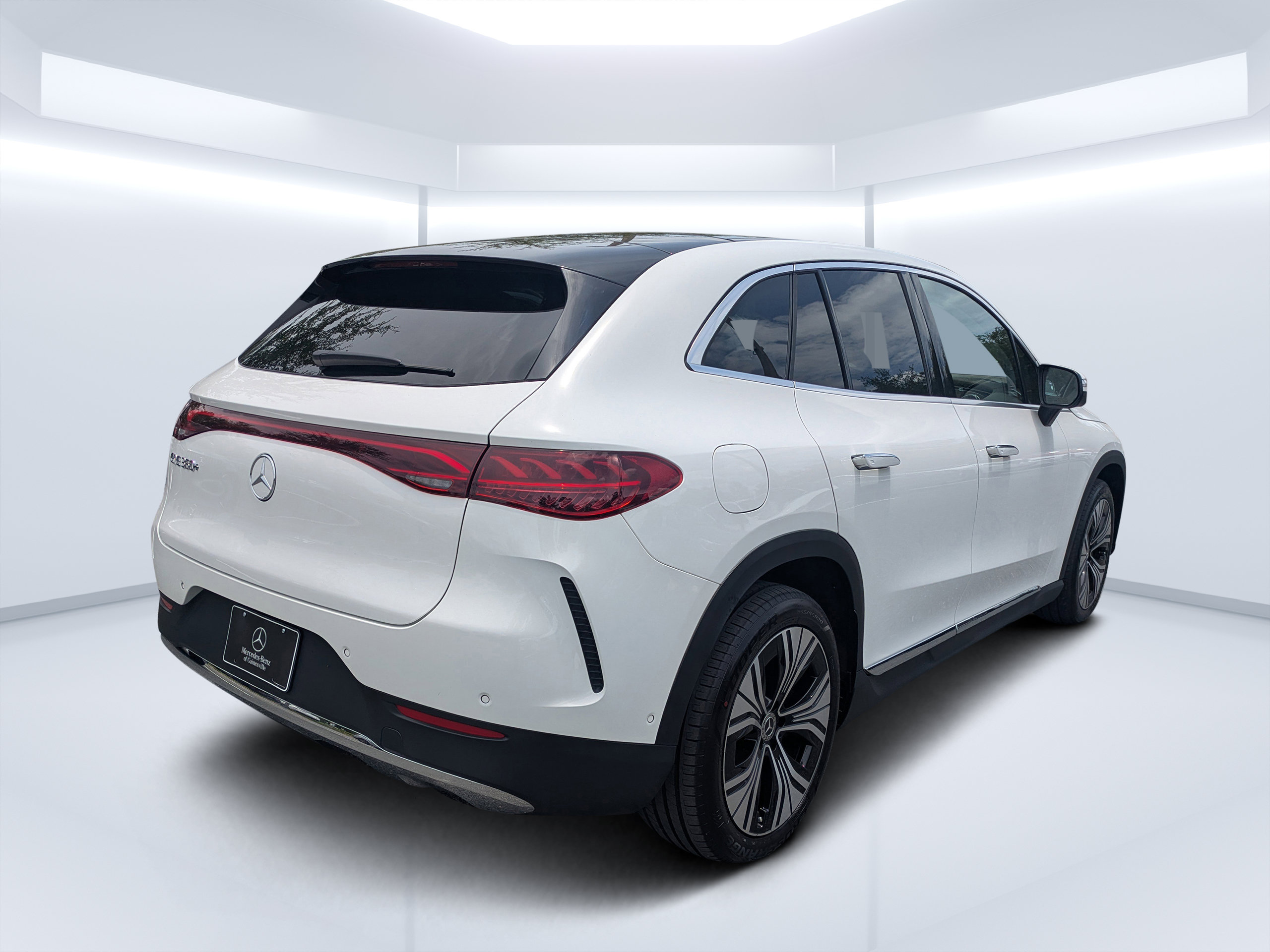 Certified 2023 Mercedes-Benz EQE 350+ SUV image 3