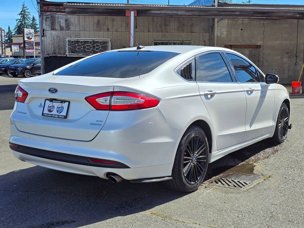 Used 2016 Ford Fusion SE w/ Equipment Group 202A FWD image 8
