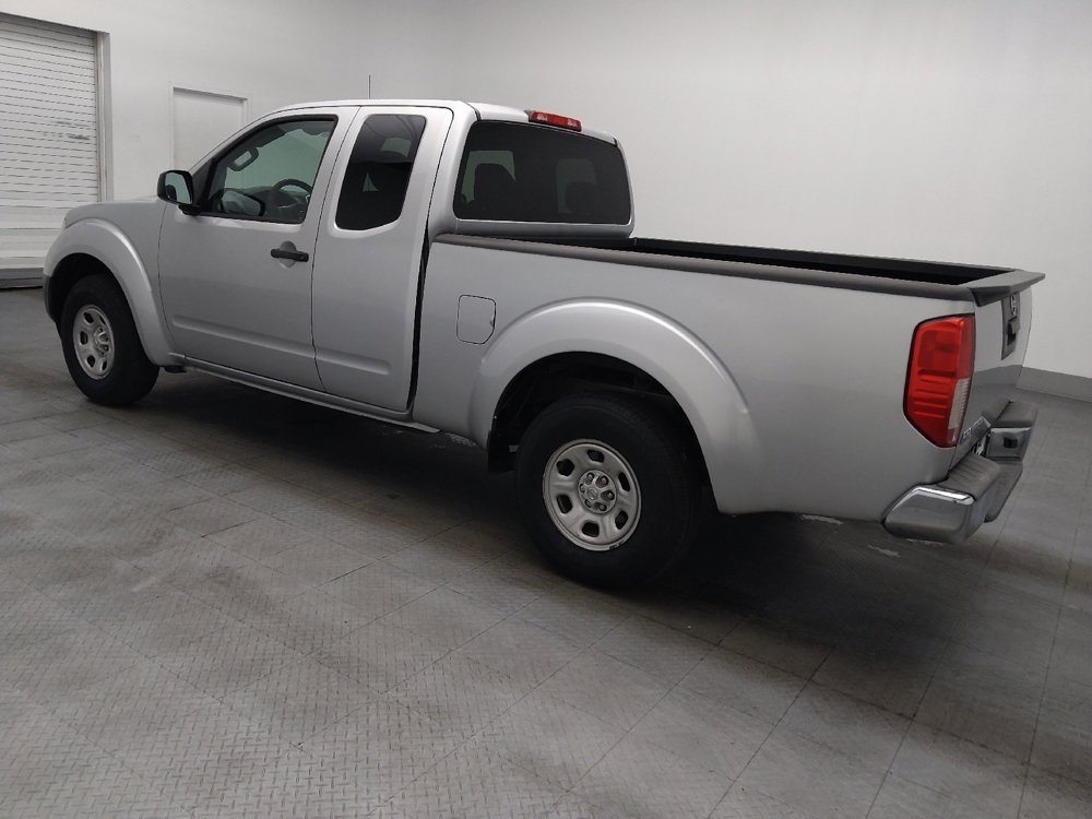 Used 2015 Nissan Frontier S RWD image 3