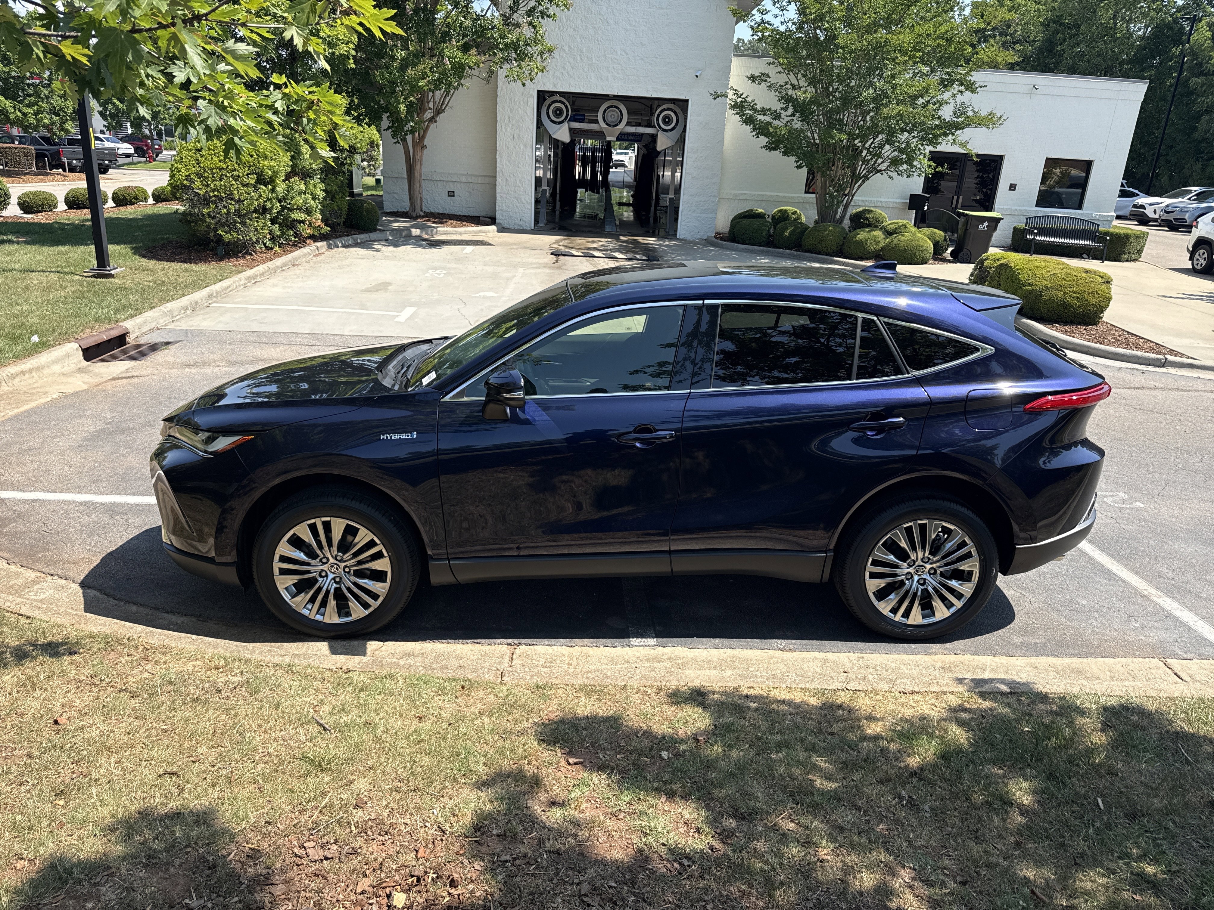 Used 2021 Toyota Venza Limited w/ Advanced Technology Package AWD/4WD image 7