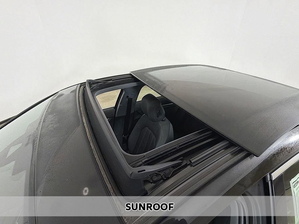 Used 2022 Audi A3 2.0T Premium w/ Convenience Package image 3