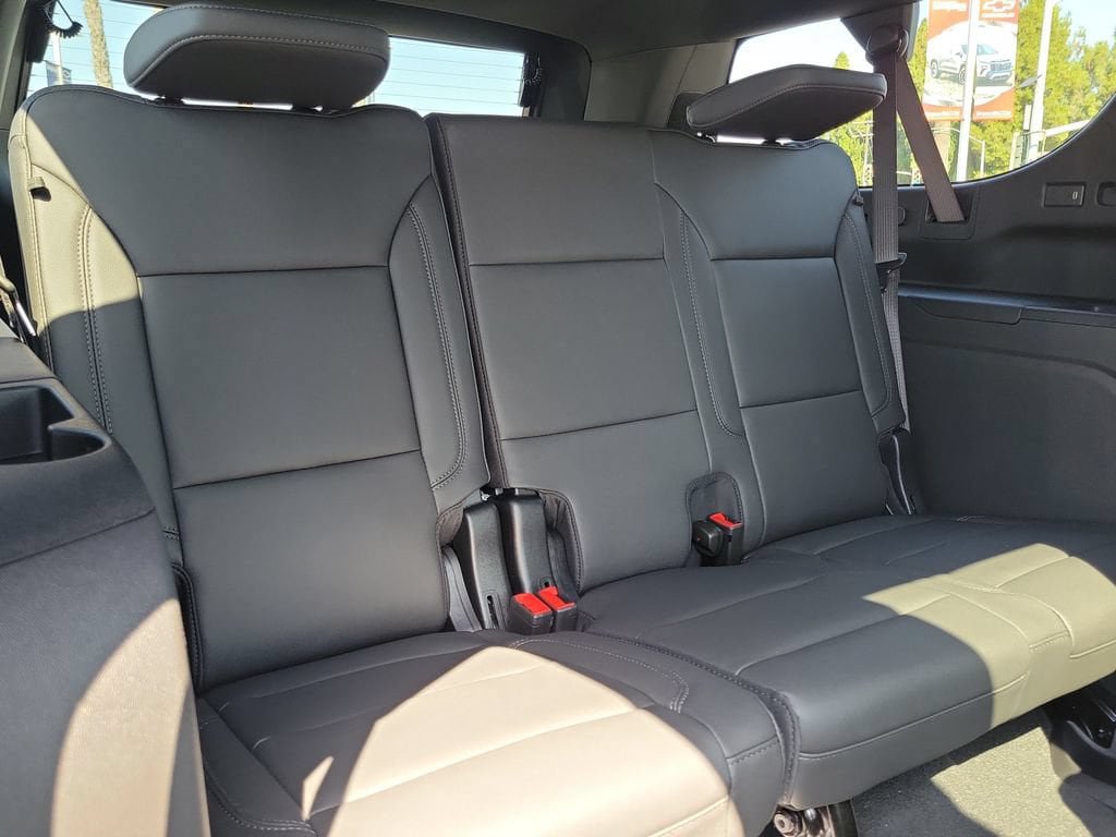 New 2026 Chevrolet Suburban LT w/ Comfort Package RWD image 23