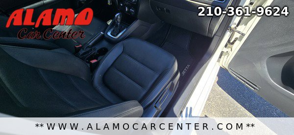 Used 2011 Volkswagen Jetta SE FWD image 16