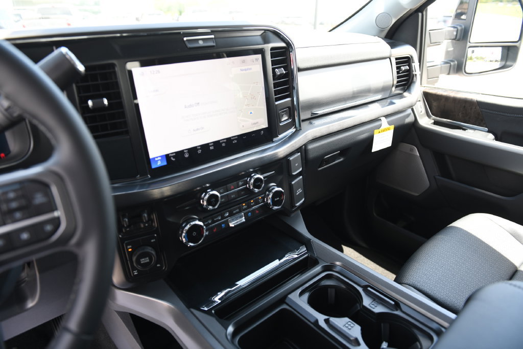New 2026 Ford F250 Lariat AWD/4WD image 16