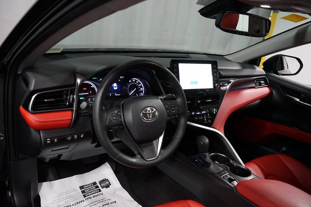 Certified 2022 Toyota Camry XSE FWD image 11
