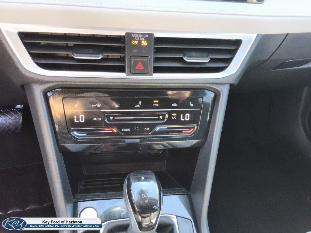 Used 2026 Volkswagen Taos SE AWD/4WD image 37