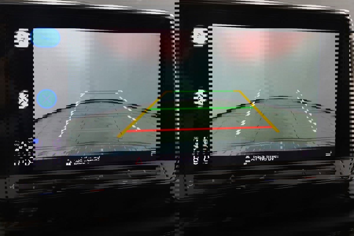 Used 2024 Volkswagen Atlas SE image 10