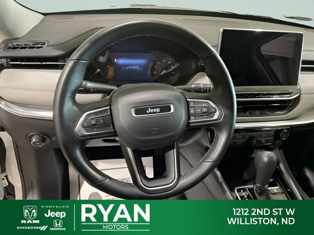 Used 2022 Jeep Compass Limited AWD/4WD image 13