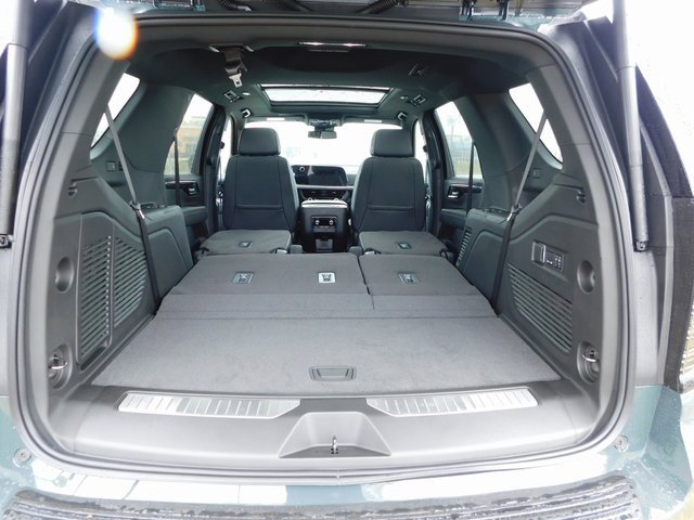 New 2026 Chevrolet Tahoe RST w/ RST Capability Package image 32