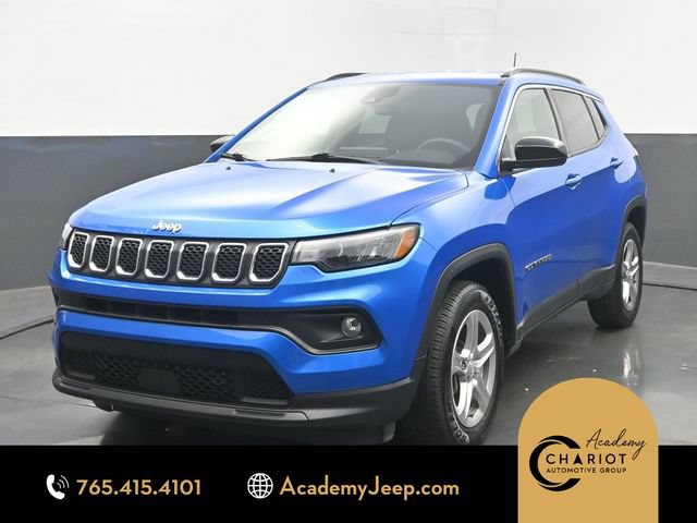 Used 2024 Jeep Compass Latitude AWD/4WD image 1