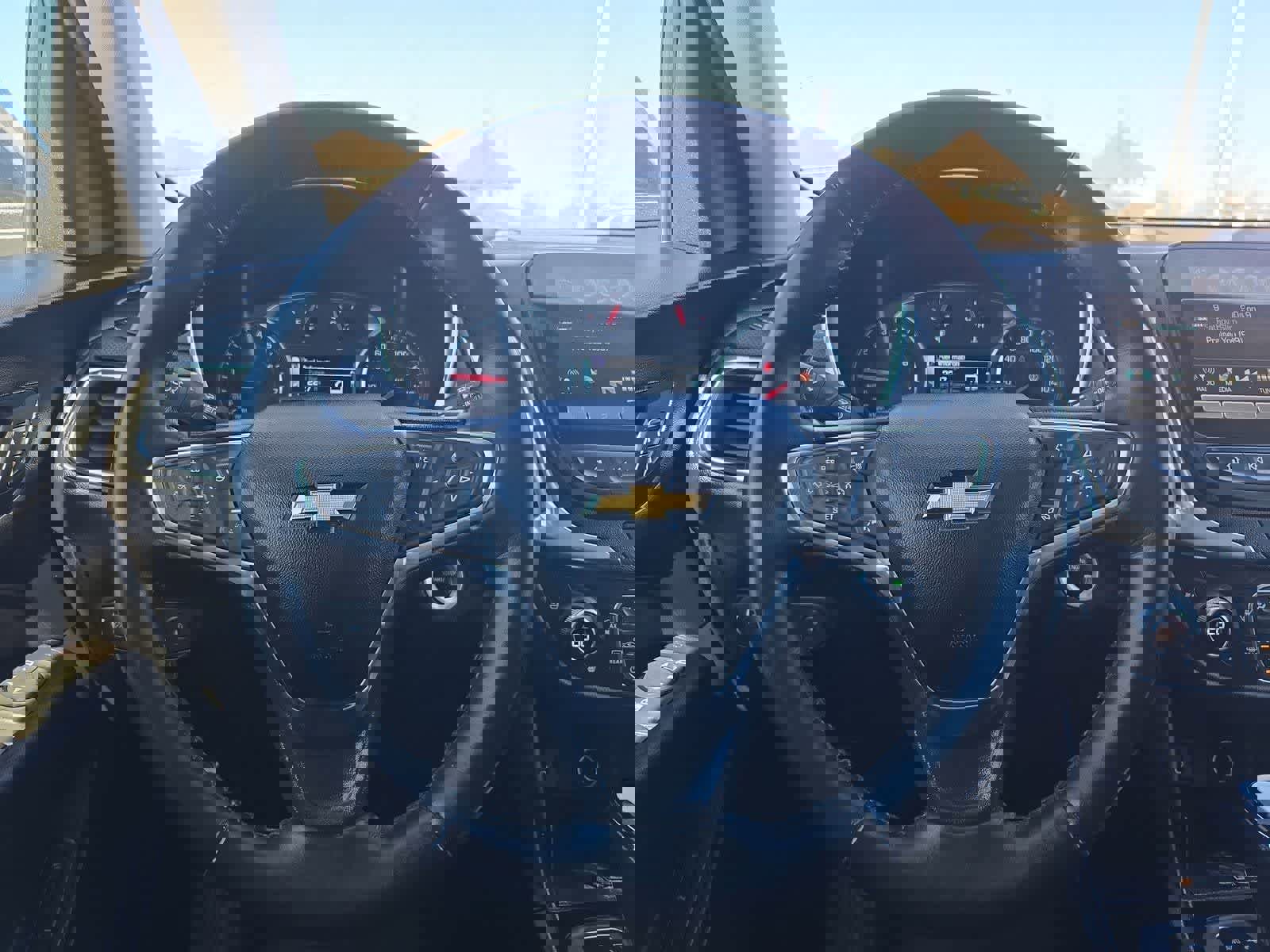 Used 2018 Chevrolet Equinox Premier AWD/4WD image 19