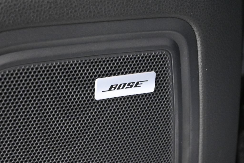 Used 2015 Porsche Macan Turbo AWD/4WD image 28