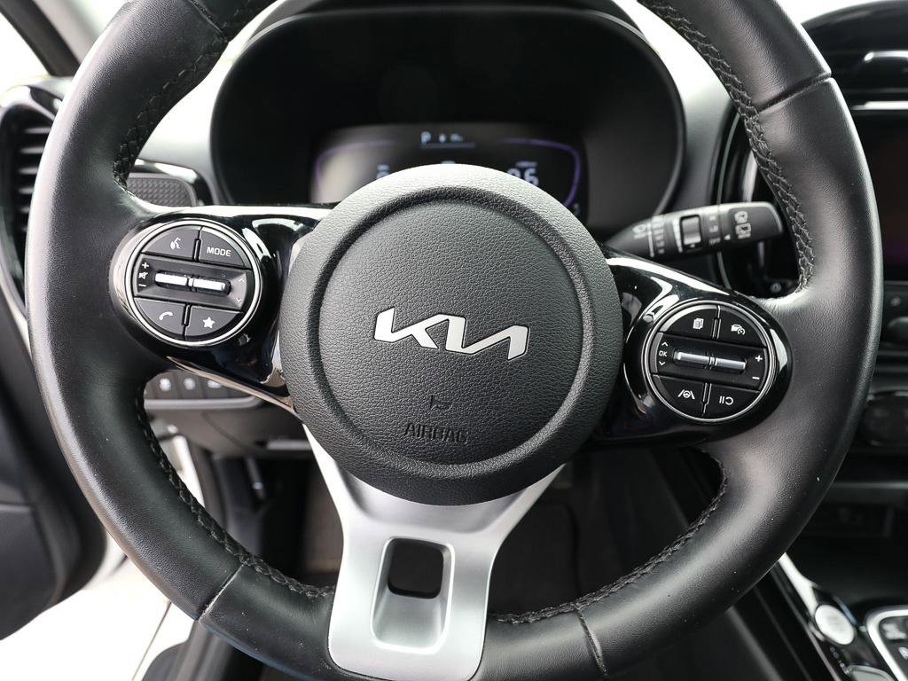 Used 2023 Kia Soul EX FWD image 15
