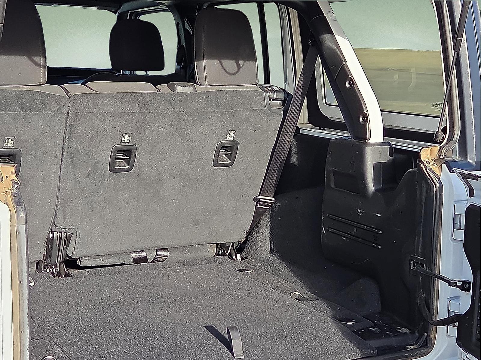 Used 2021 Jeep Wrangler Unlimited Sport image 8