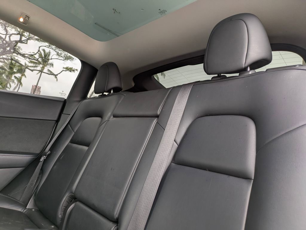 Used 2022 Tesla Model Y Performance image 16