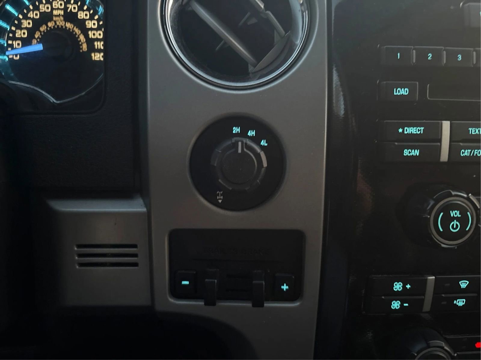 Used 2011 Ford F150 FX4 w/ FX Luxury Pkg AWD/4WD image 33