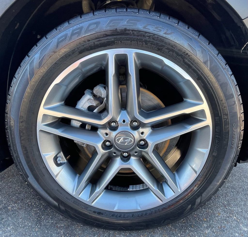 Used 2019 Hyundai Santa Fe XL FWD image 14