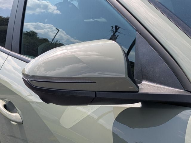 Certified 2025 Hyundai Santa Cruz Limited AWD/4WD image 12