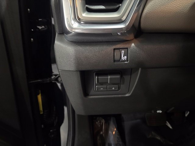 Used 2026 GMC Canyon Denali w/ LPO, Denali Black Edition AWD/4WD image 12