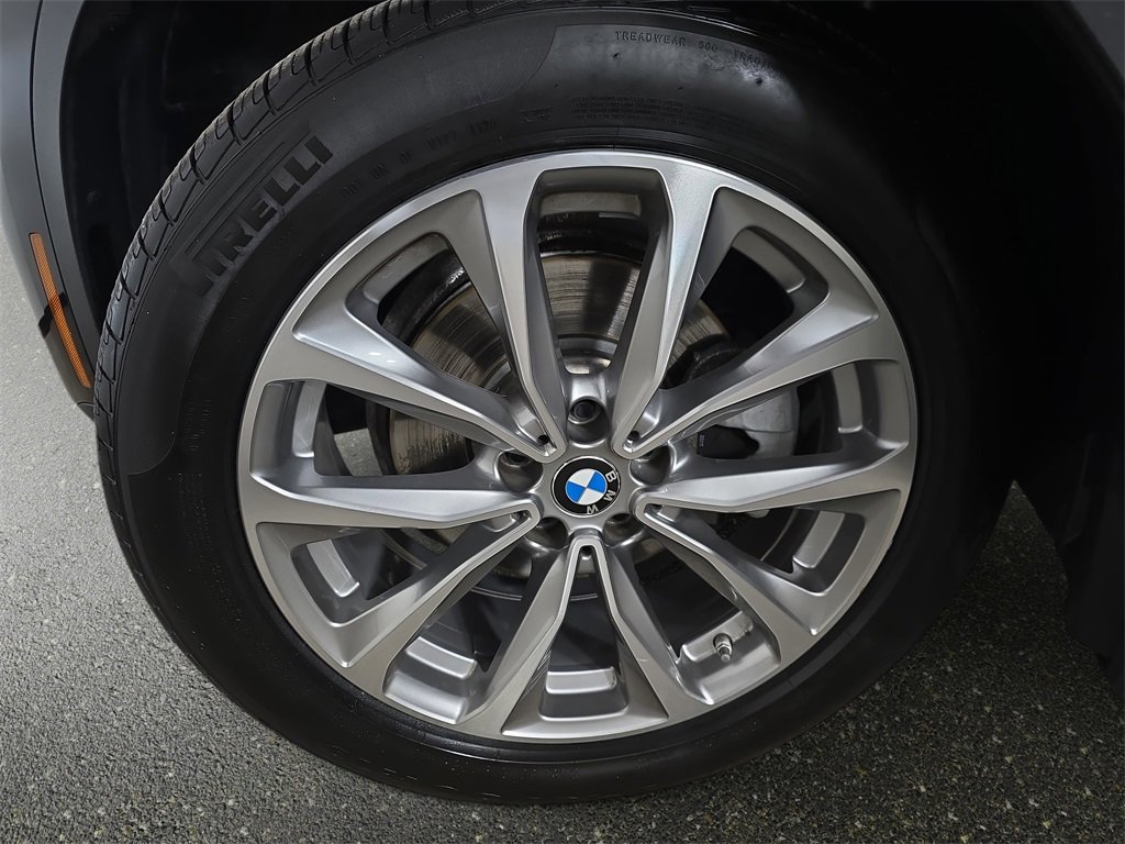 Used 2019 BMW X4 xDrive30i w/ Premium Package image 38
