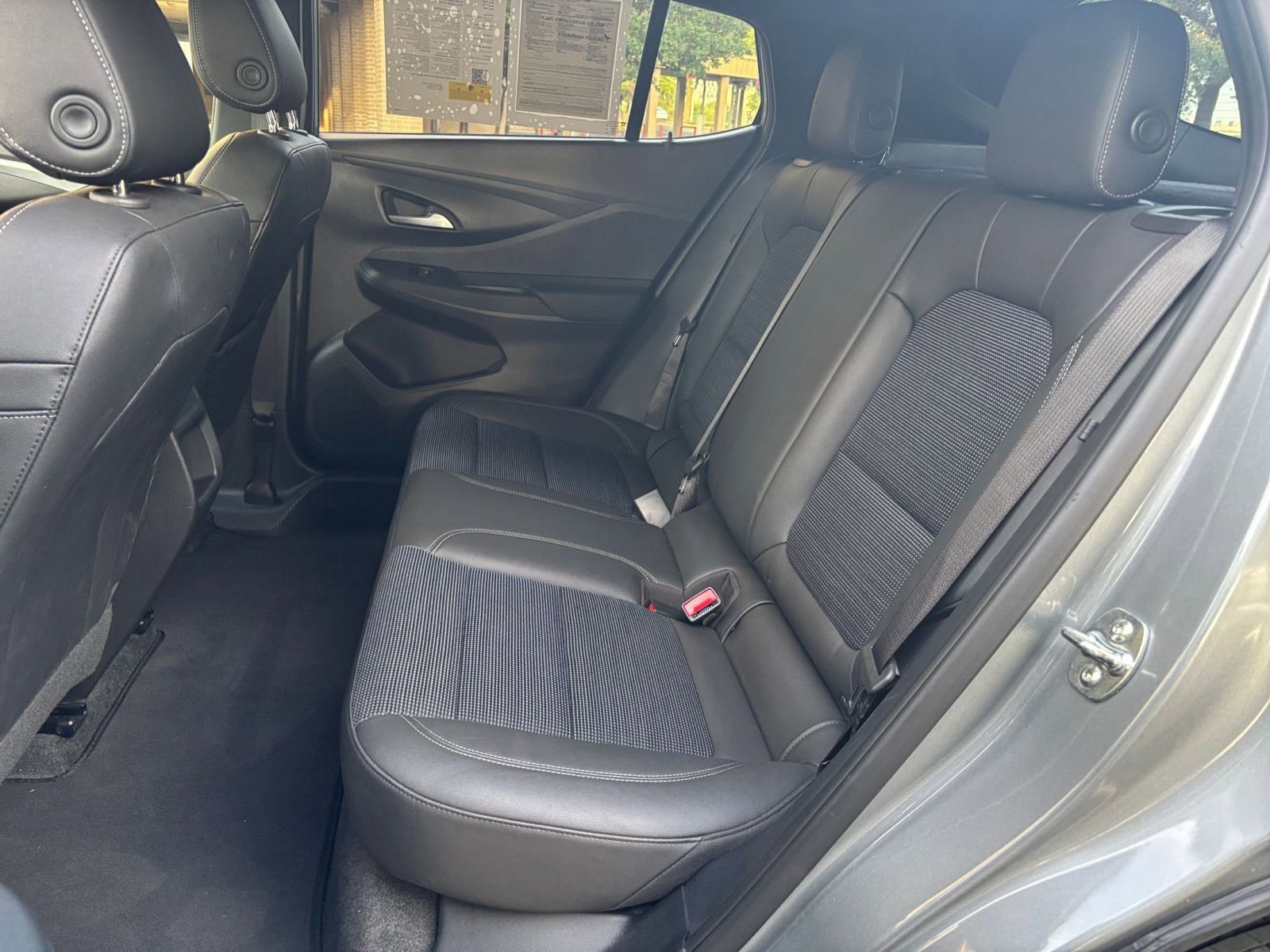 Used 2025 Buick Envista Preferred FWD image 21