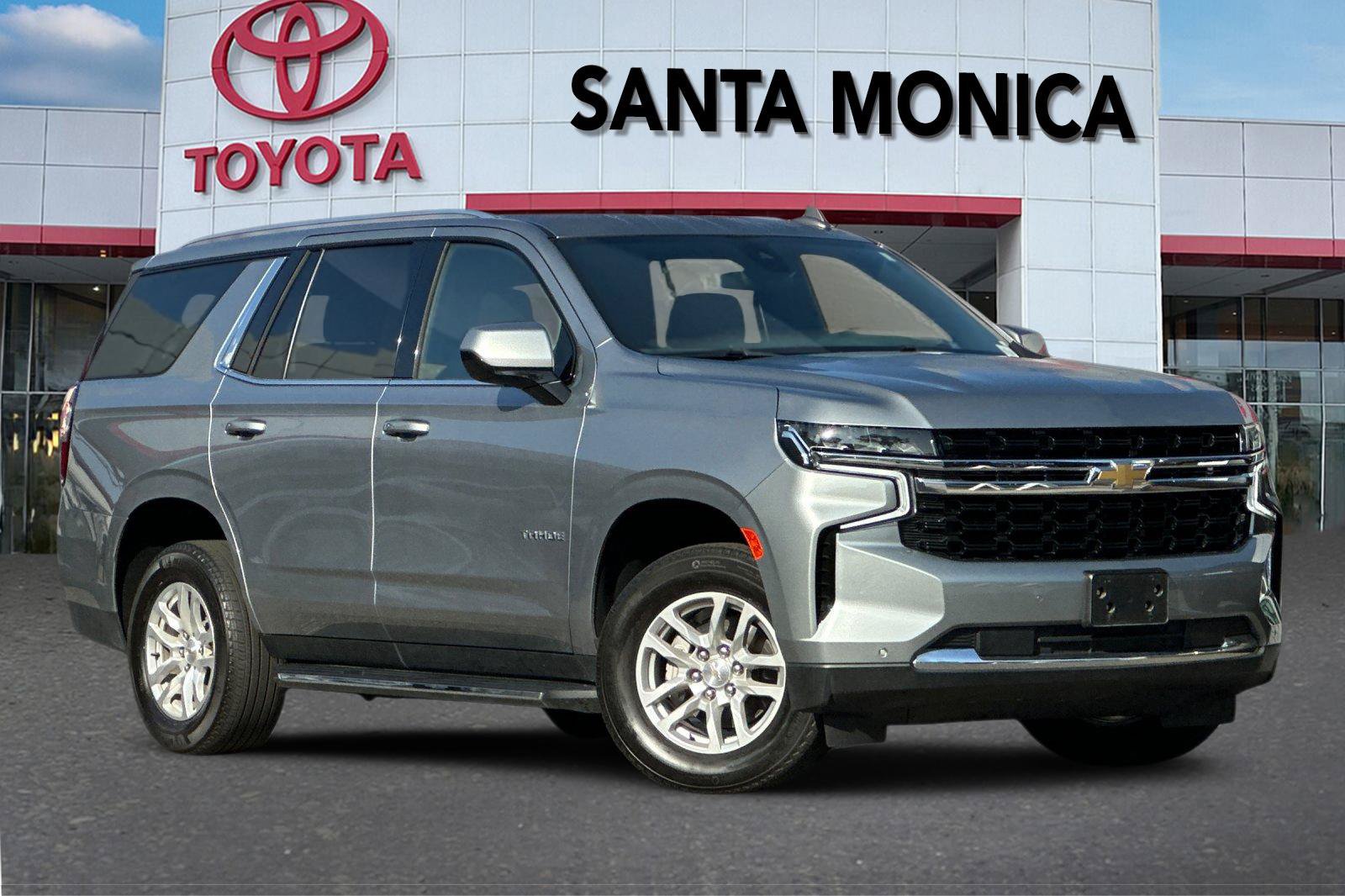 Used 2024 Chevrolet Tahoe LS w/ Driver Alert Package RWD image 2