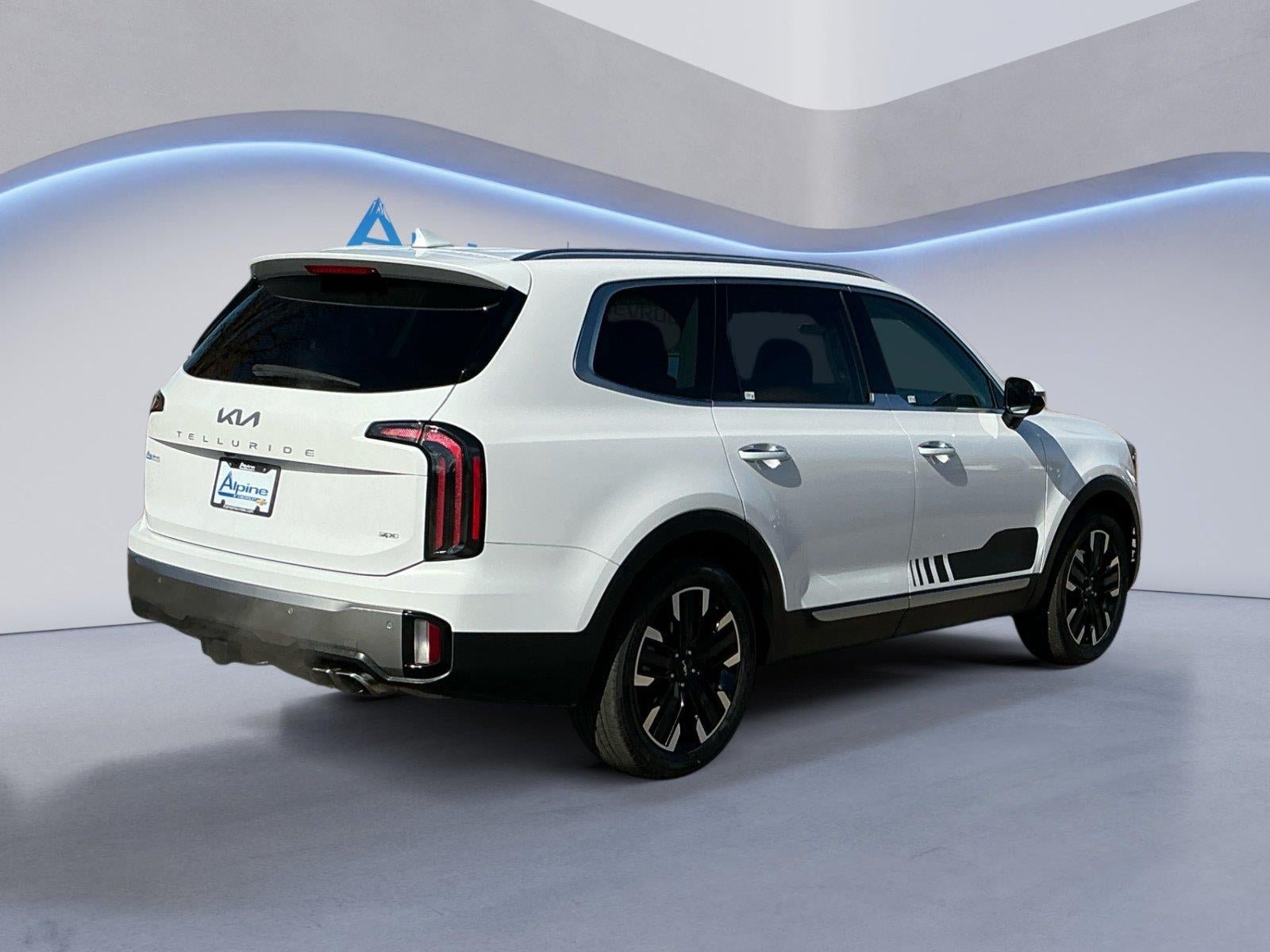 Used 2025 Kia Telluride SX w/ SX Captain's Chair Package AWD/4WD image 5