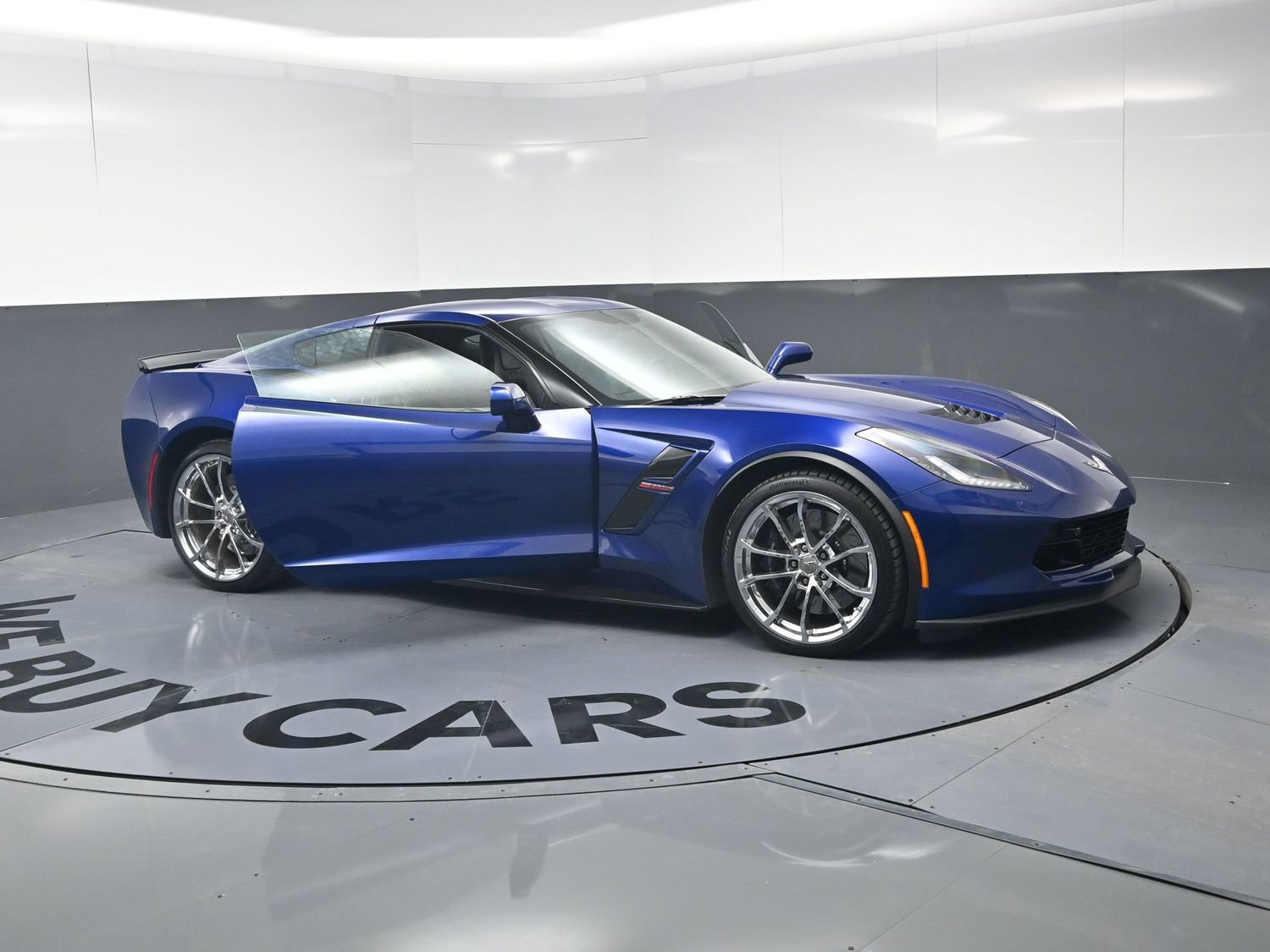 Used 2018 Chevrolet Corvette Grand Sport RWD image 24