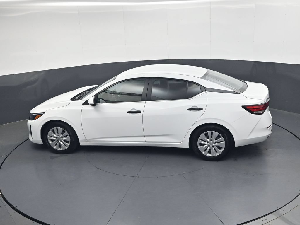 Used 2025 Nissan Sentra S FWD image 23