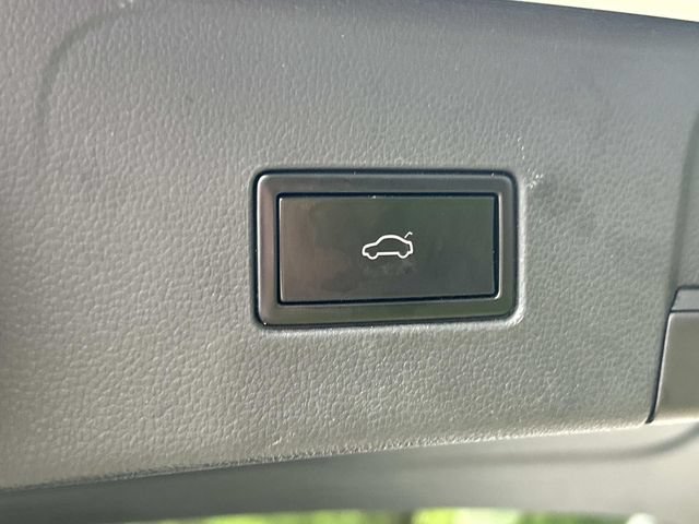 Used 2021 Volkswagen Atlas SEL FWD image 24