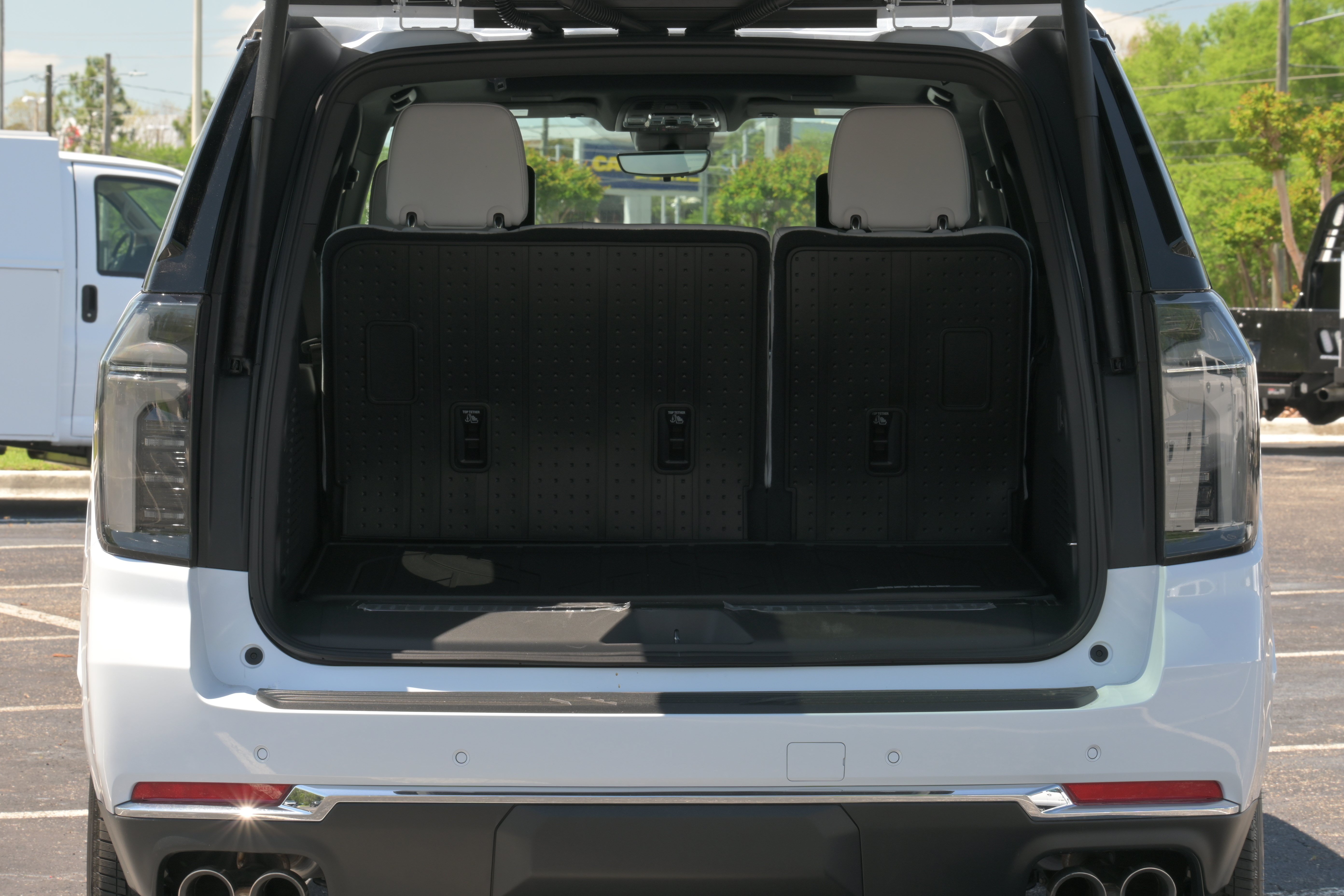 New 2026 Chevrolet Suburban Premier AWD/4WD image 41