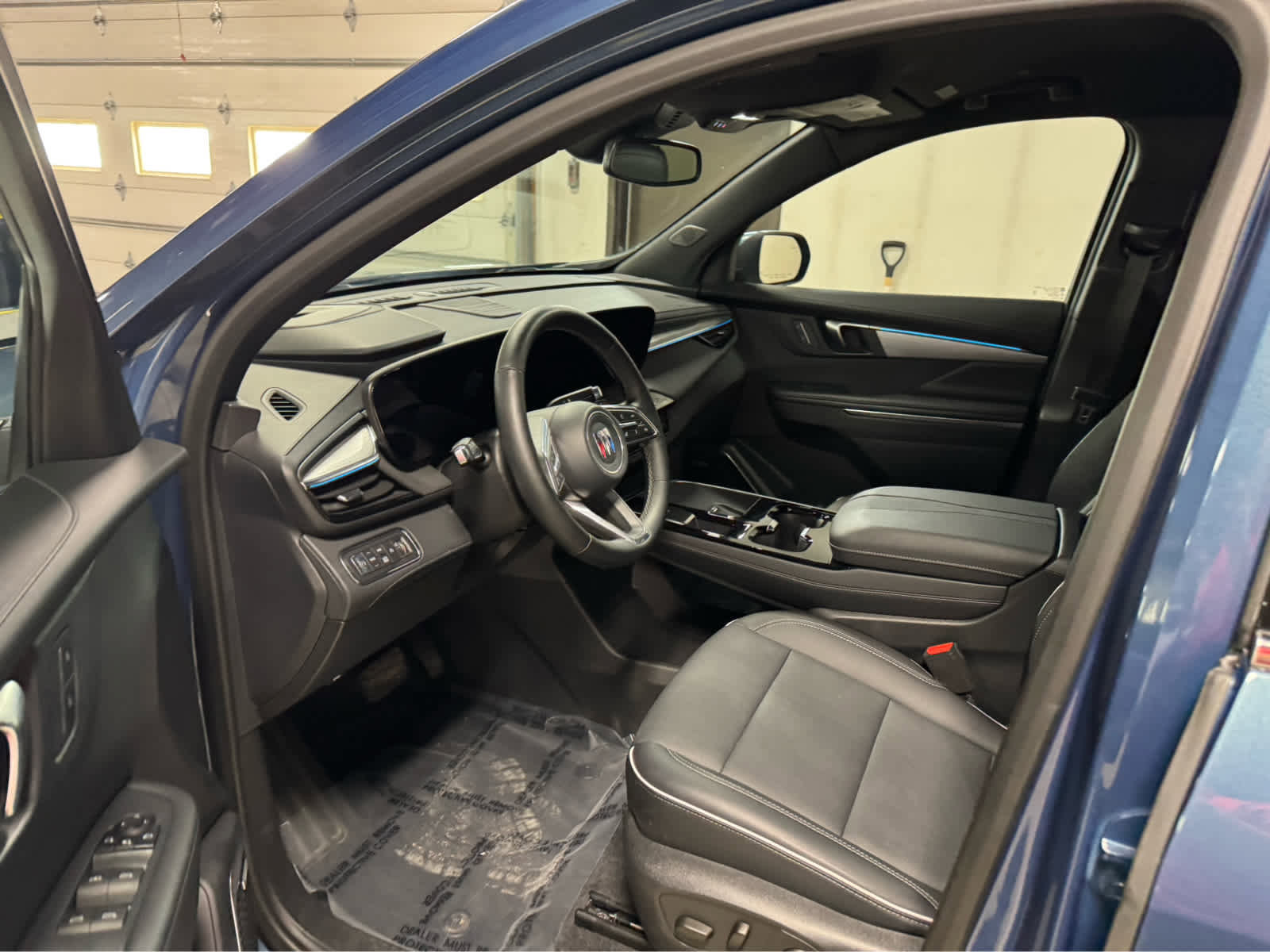 Certified 2025 Buick Enclave Preferred image 15