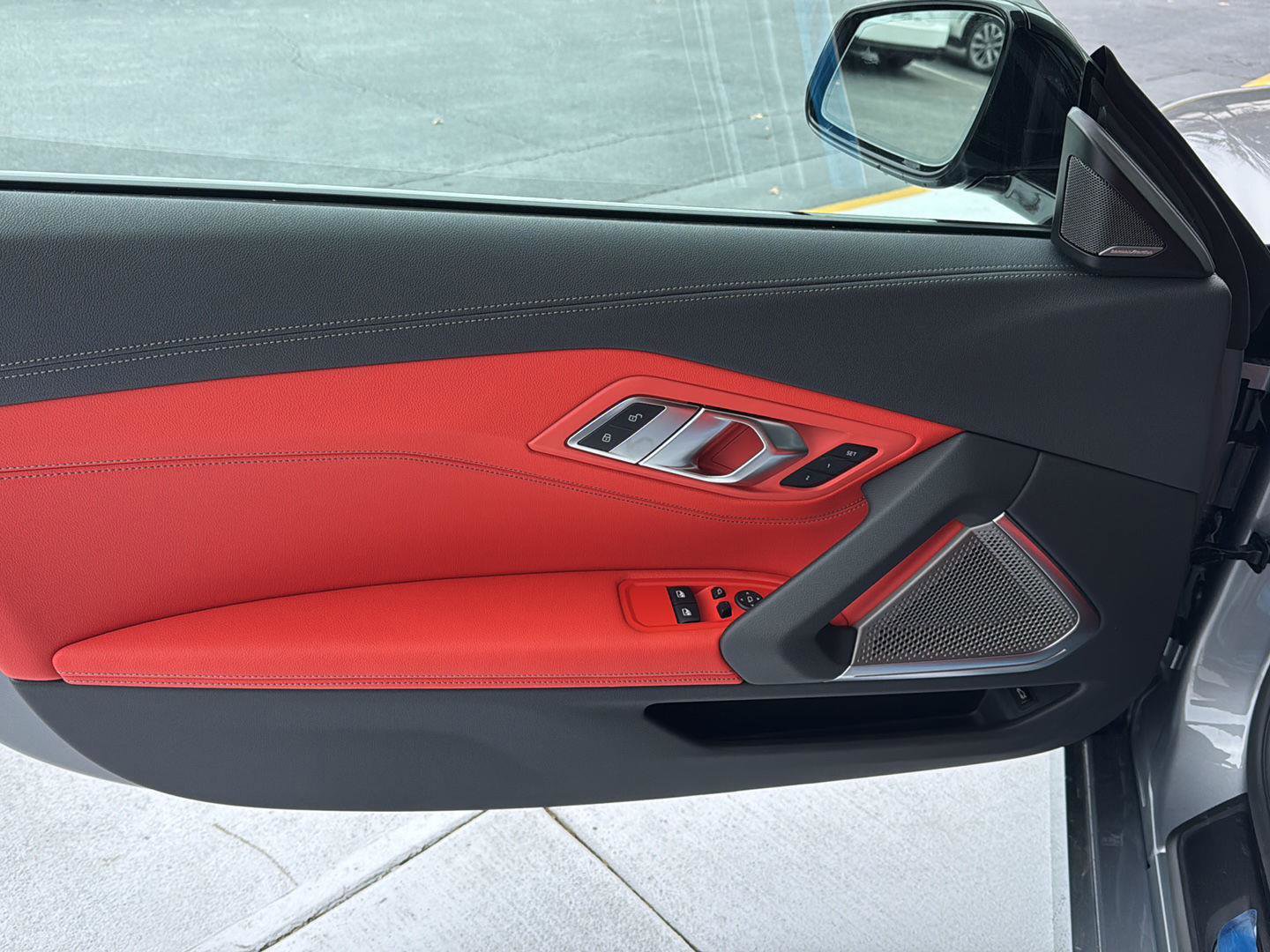 New 2026 BMW Z4 sDrive30i w/ Premium Package image 11