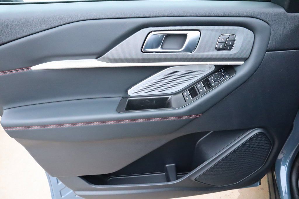 New 2026 Ford Explorer ST w/ Sun And Sound Package image 19