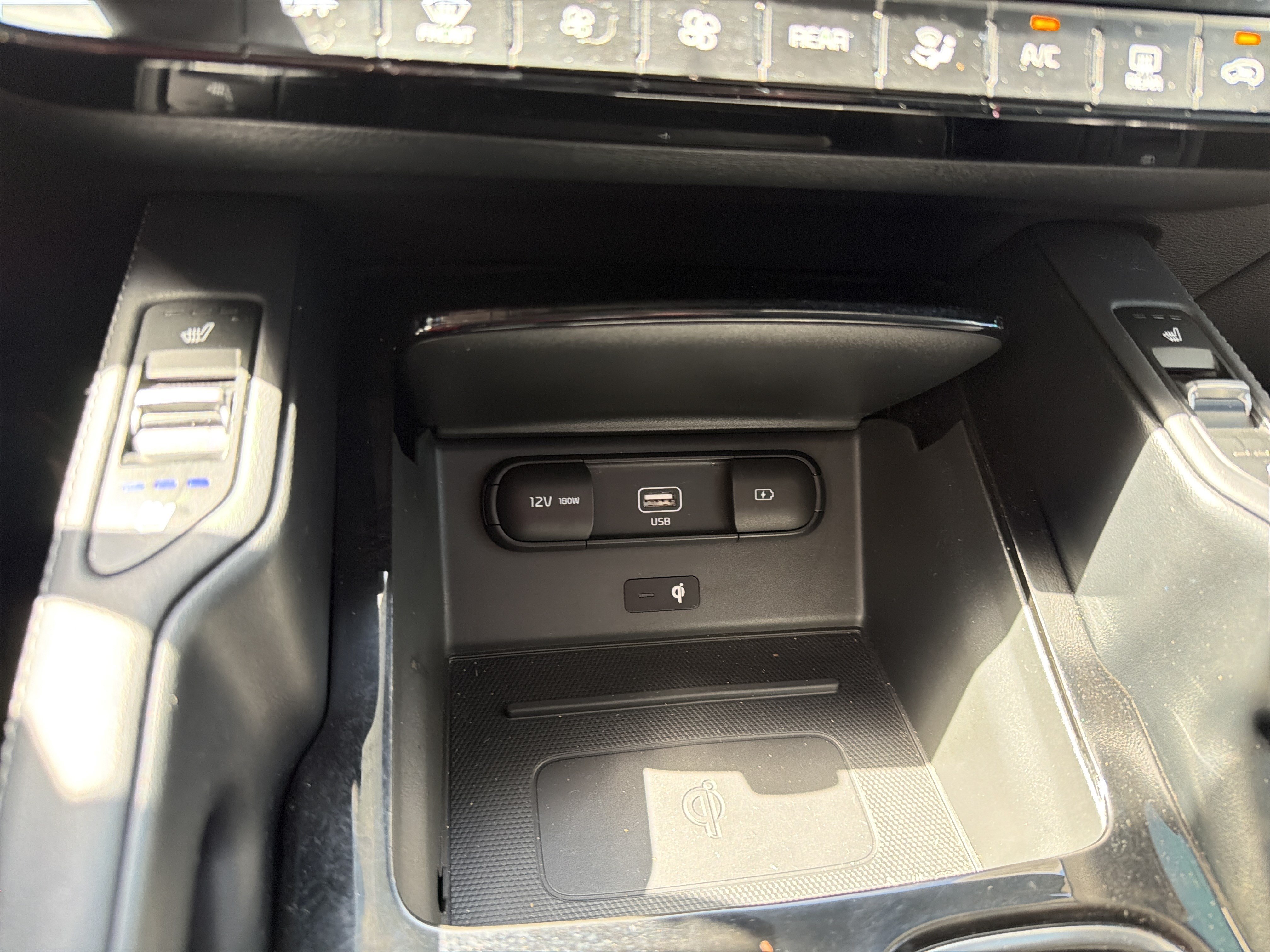 Used 2020 Kia Telluride SX w/ SX Prestige Package AWD/4WD image 38