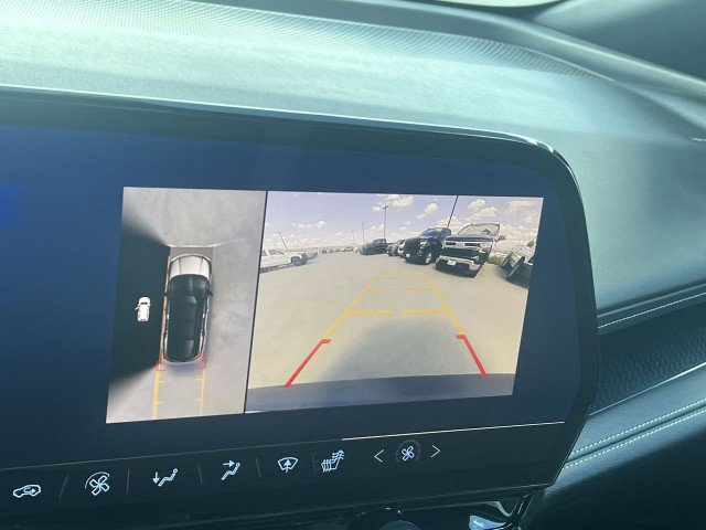 Used 2024 Chevrolet Blazer EV LT image 15