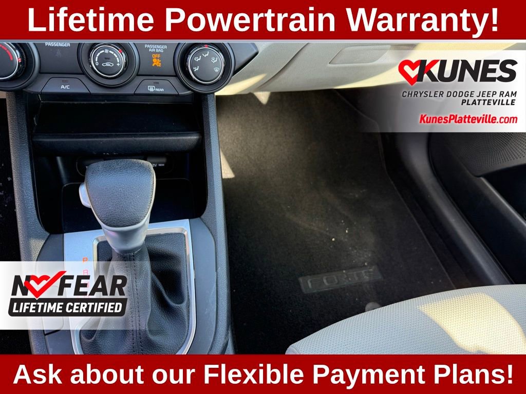 Used 2022 Kia Forte LXS w/ LXS Technology Package image 26